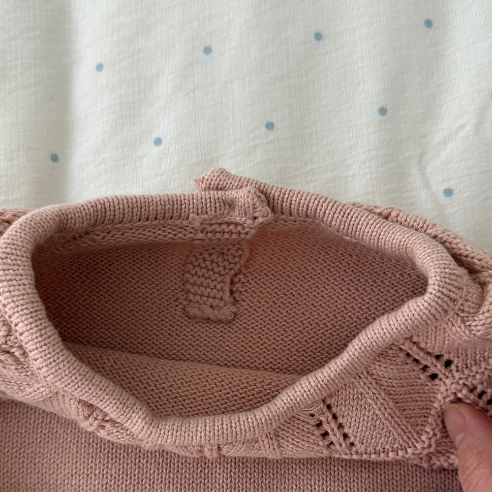 Pink Sweater - Picture 4 of 5